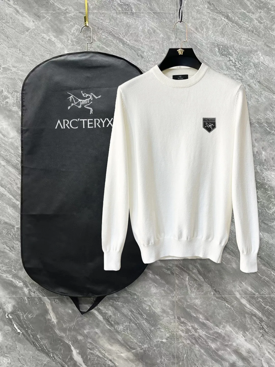 3 Premium Series Premium Factory Quality 、 、 ： Black White Sizes：M L XL 2XL 3XL